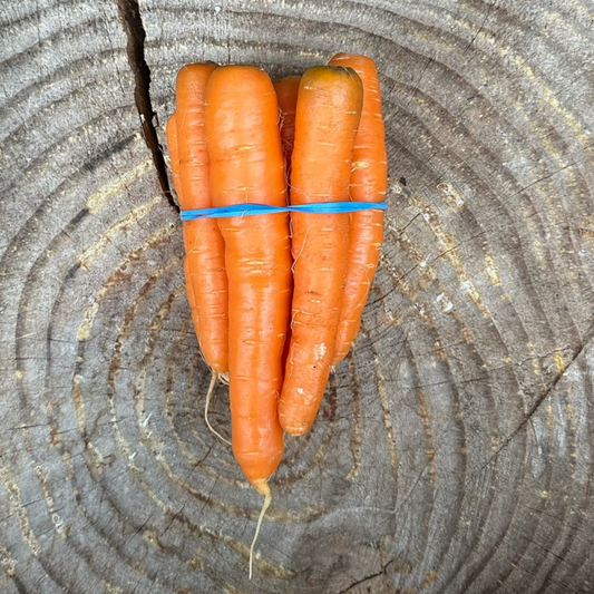 Carrots: Sweet - 1 lb. bundle